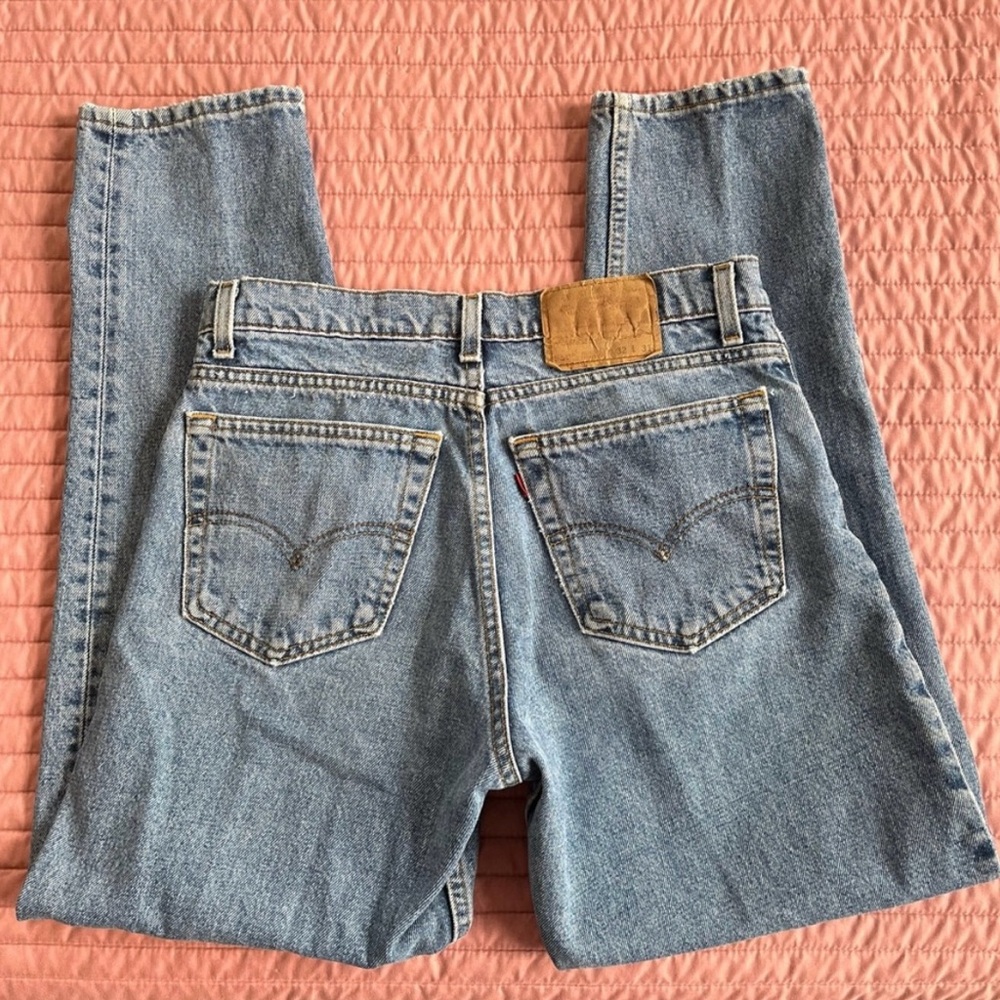 Levi’s 550 tapered leg relaxed fit denim